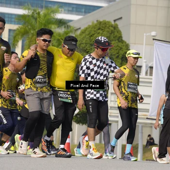 Runner Photo 6494435