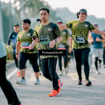 Runner Photo 6494440