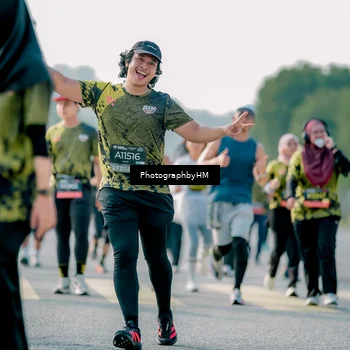 Runner Photo 6494442