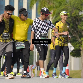 Runner Photo 6494444