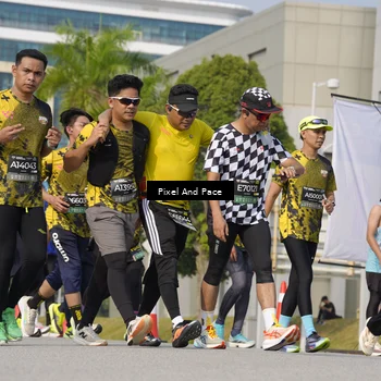 Runner Photo 6494463