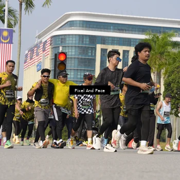 Runner Photo 6494477