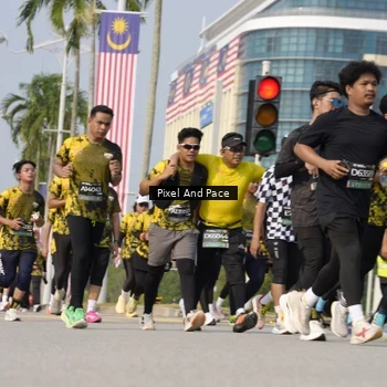 Runner Photo 6494501