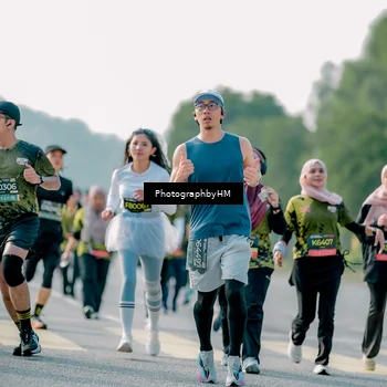 Runner Photo 6494516