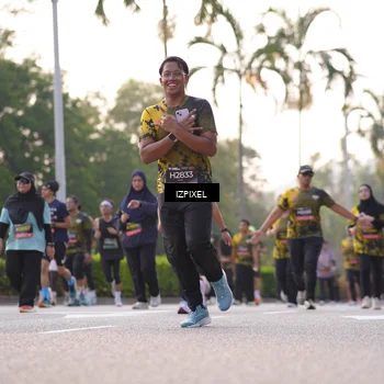 Runner Photo 6494524