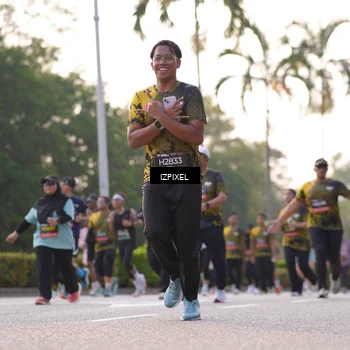 Runner Photo 6494528