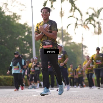 Runner Photo 6494541