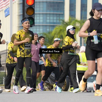 Runner Photo 6494563