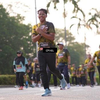 Runner Photo 6494575