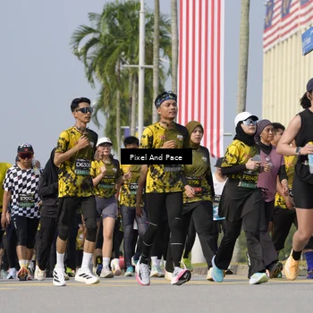 Runner Photo 6494578