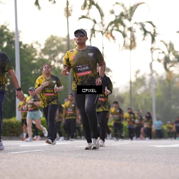 Runner Photo 6494585