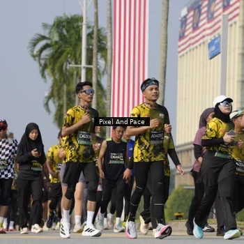 Runner Photo 6494611
