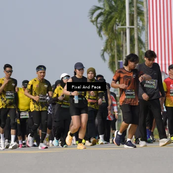 Runner Photo 6494631