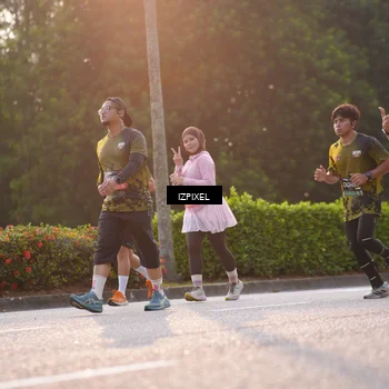Runner Photo 6494669