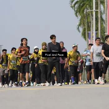 Runner Photo 6494682