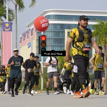Runner Photo 6494695