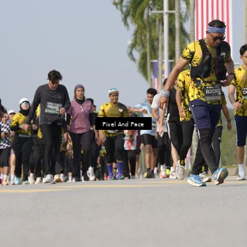 Runner Photo 6494696