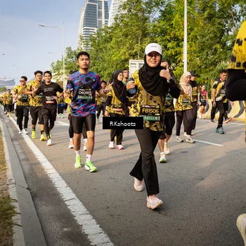 Runner Photo 6494700