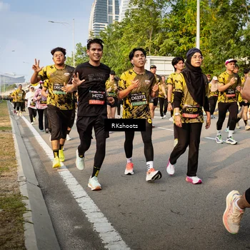 Runner Photo 6494711