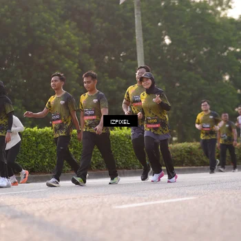 Runner Photo 6494725