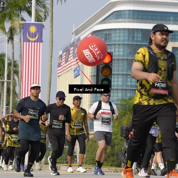 Runner Photo 6494748