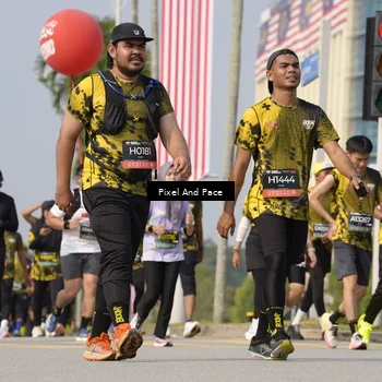 Runner Photo 6494773