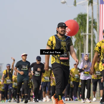 Runner Photo 6494780