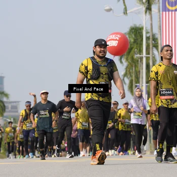 Runner Photo 6494791