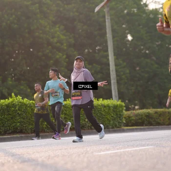 Runner Photo 6494793