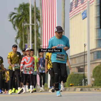 Runner Photo 6494870