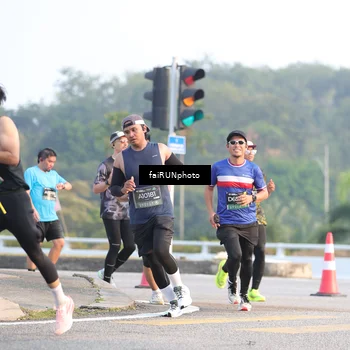 Runner Photo 6494881