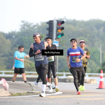 Runner Photo 6494883