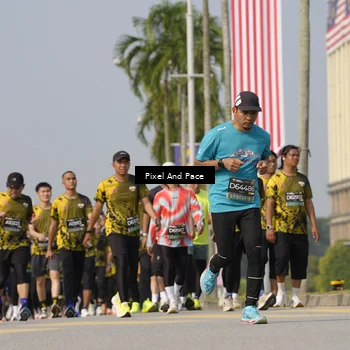 Runner Photo 6494884