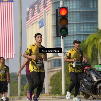 Runner Photo 6494896