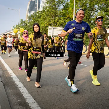 Runner Photo 6494929