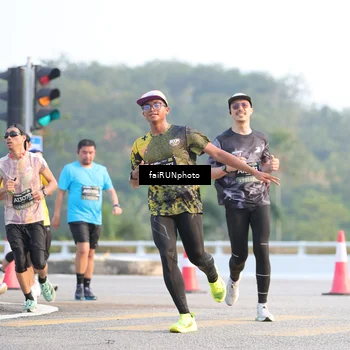 Runner Photo 6494947