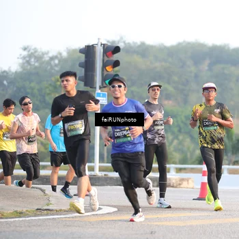 Runner Photo 6494948