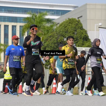 Runner Photo 6494951