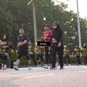 Runner Photo 6494957