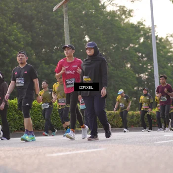 Runner Photo 6494975