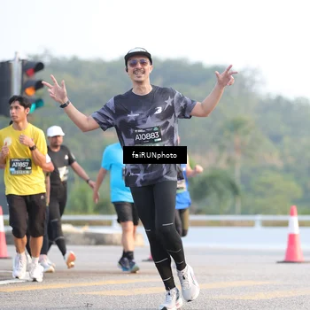 Runner Photo 6494989