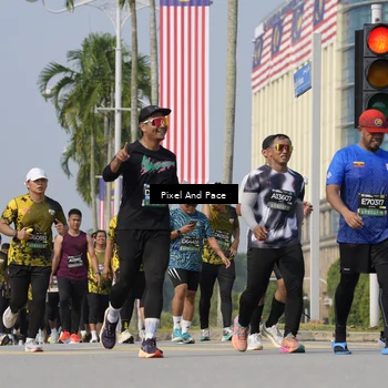 Runner Photo 6494997
