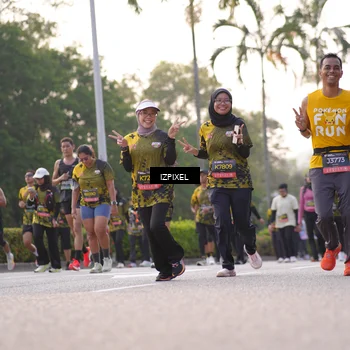 Runner Photo 6495012