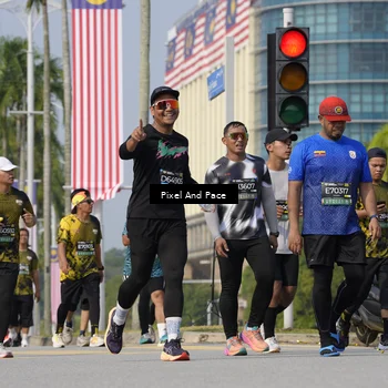 Runner Photo 6495025