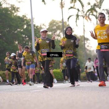 Runner Photo 6495030