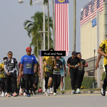 Runner Photo 6495042