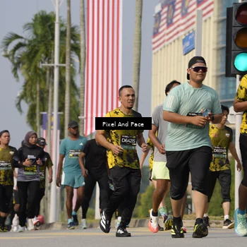 Runner Photo 6495068