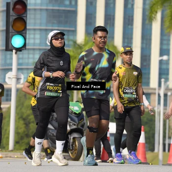 Runner Photo 6495100
