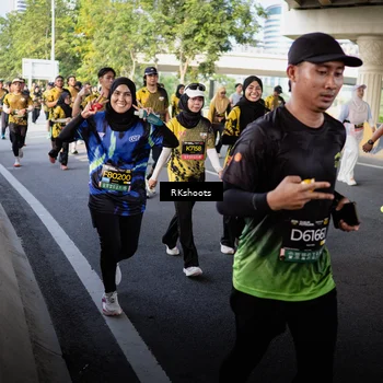 Runner Photo 6495111