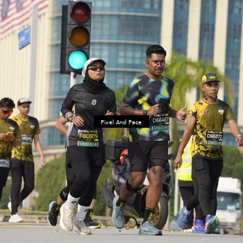 Runner Photo 6495119